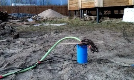 Замерзает вода в шланге скважины